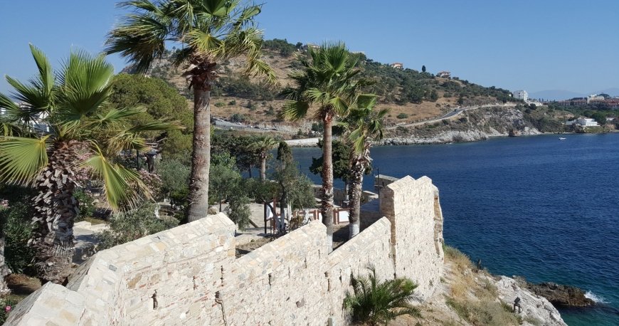 قلعه کوش آداسی