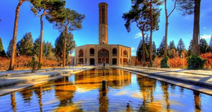 باغ دولت آباد یزد
