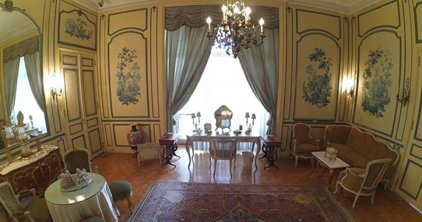 کاخ نیاوران