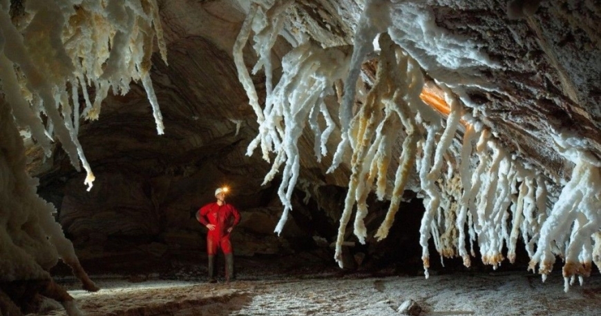 غار نمکدان