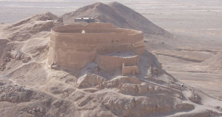 برج سکوت یزد