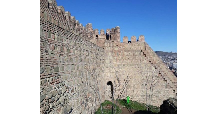 قلعه ناریکالا تفلیس