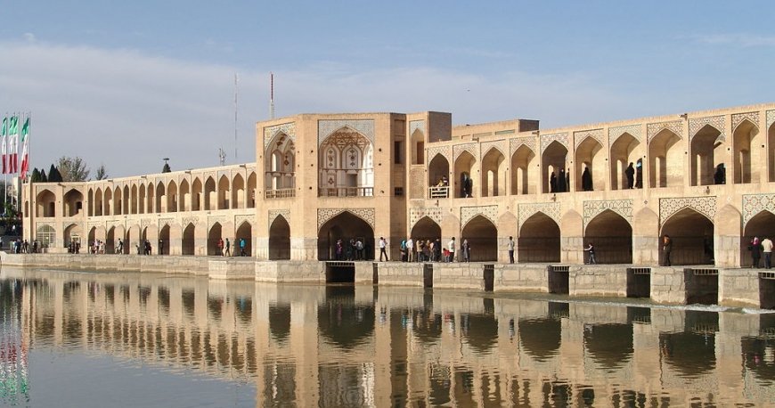 پل خواجو