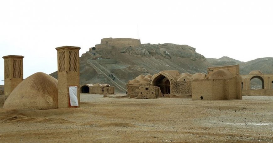 برج سکوت یزد