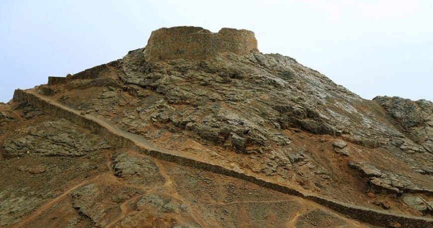 برج سکوت یزد