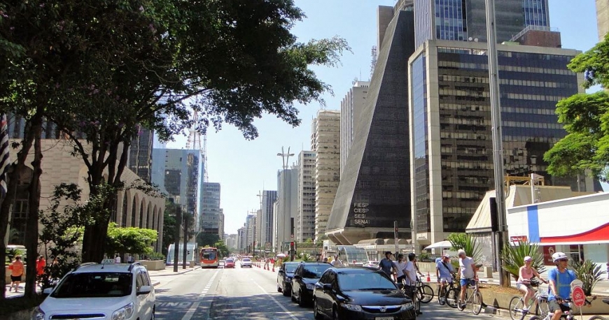 خیابان پائولیستا سائوپائولو