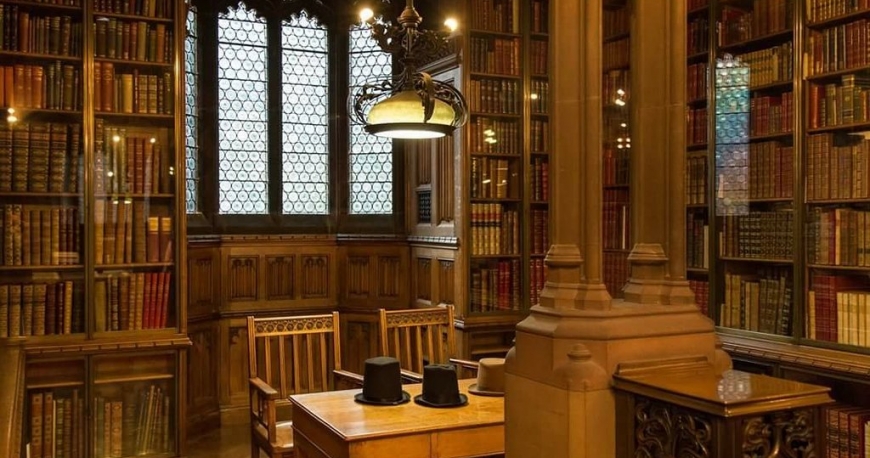 کتابخانه جان ریلَندز منچستر