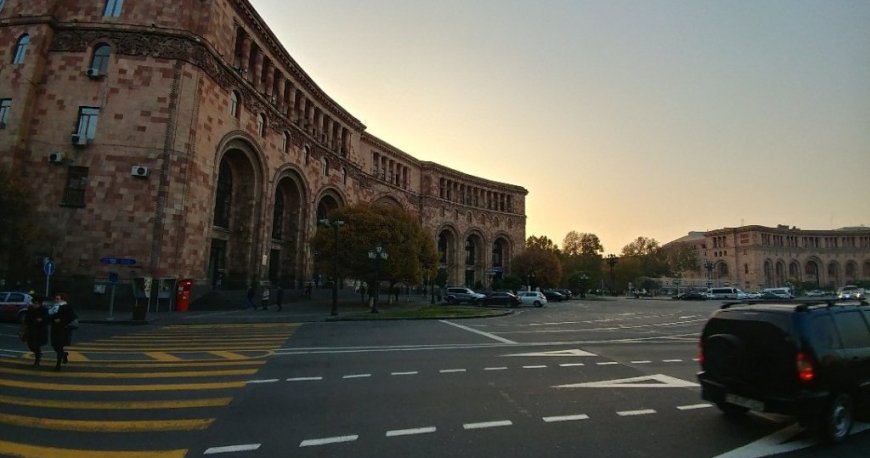 میدان جمهوری ایروان