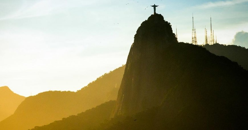 files-destinations-corcovado[371dca2b9e8973a53fc6019b9bdbac93].jpg