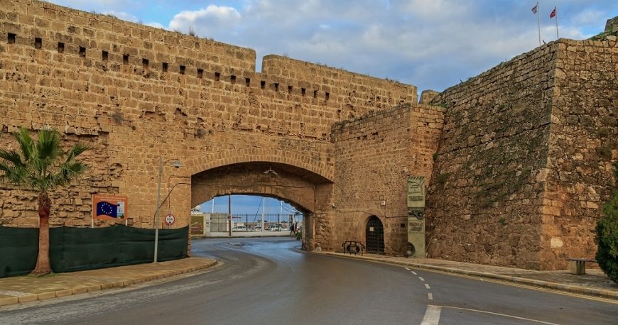 فاماگوستا