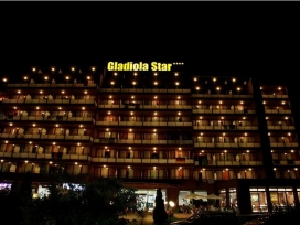 هتل گلادیولا استار