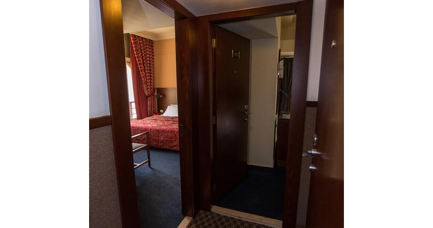 اتاق هتل بل آزور بیروت