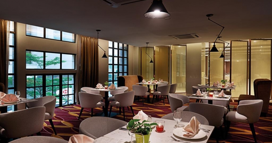 رستوران هتل کوزمو کوالالامپور