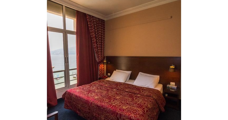 اتاق هتل بل آزور بیروت