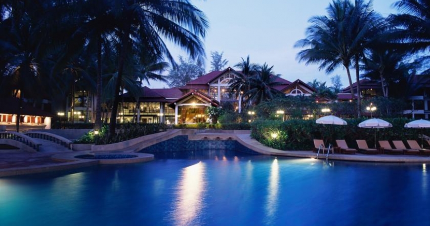 استخر هتل دوسیت لاگونا پوکت تایلند