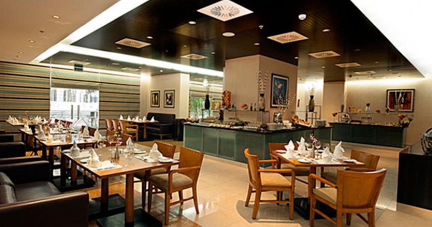 رستوران هتل یاسات گلوریا دبی