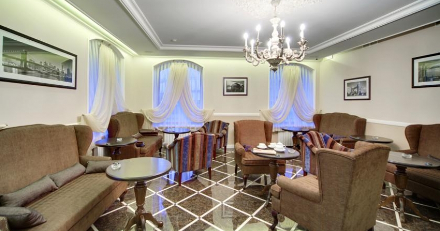 لابی هتل بریستول سنت پترزبورگ روسیه