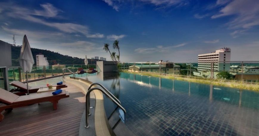 استخر هتل سان اکسکلوسیو پاتایا تایلند