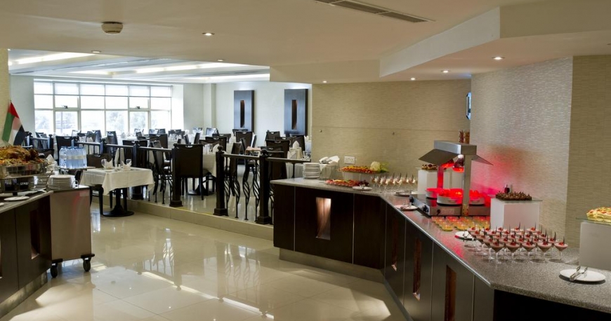 رستوران هتل کارلتون تاور دبی