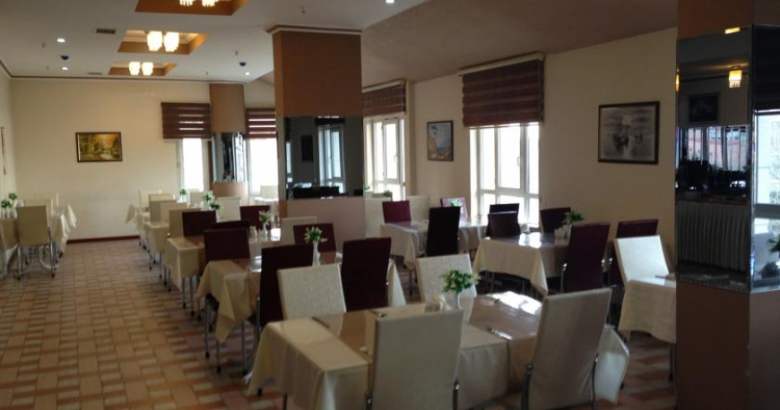 رستوران هتل اتاپ بلوار آنکارا ترکیه
