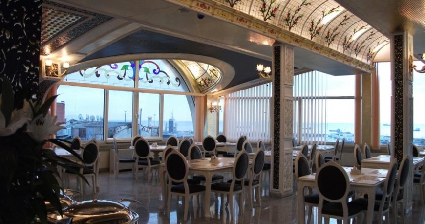 رستوران هتل مارمارای استانبول ترکیه
