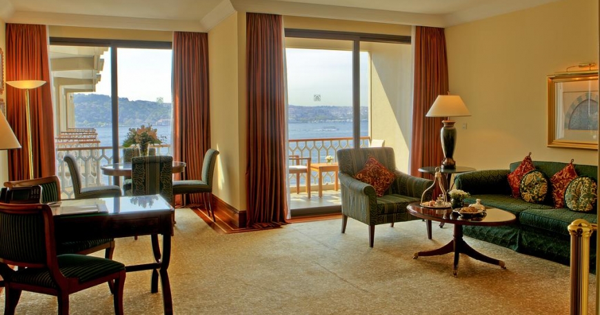 اتاق هتل سیراگان (چراغان) پالاس کمپینسکی استانبول