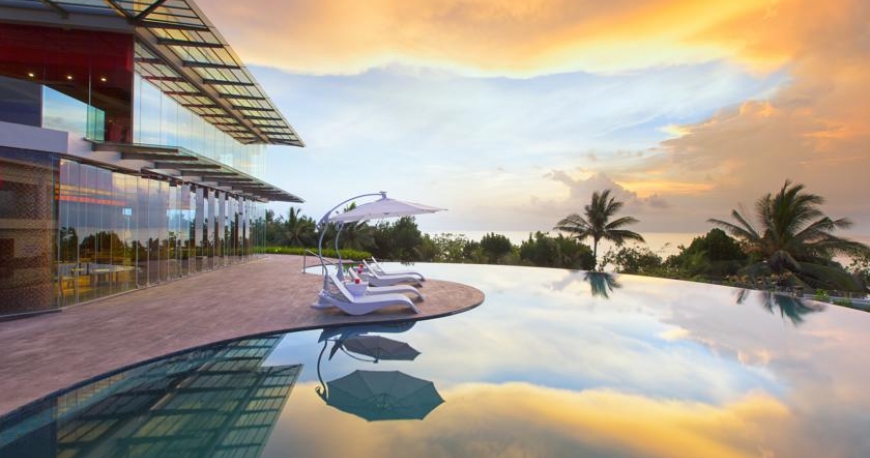 استخر هتل شرایتون بالی