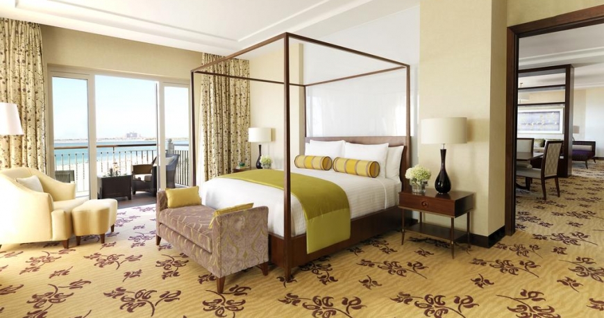 اتاق هتل ریتز کارلتون دبی