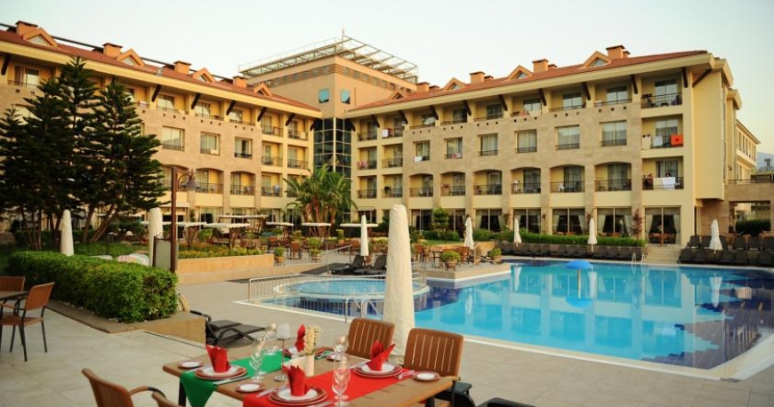 رستوران هتل فیم رزیدنس کمر آنتالیا ترکیه