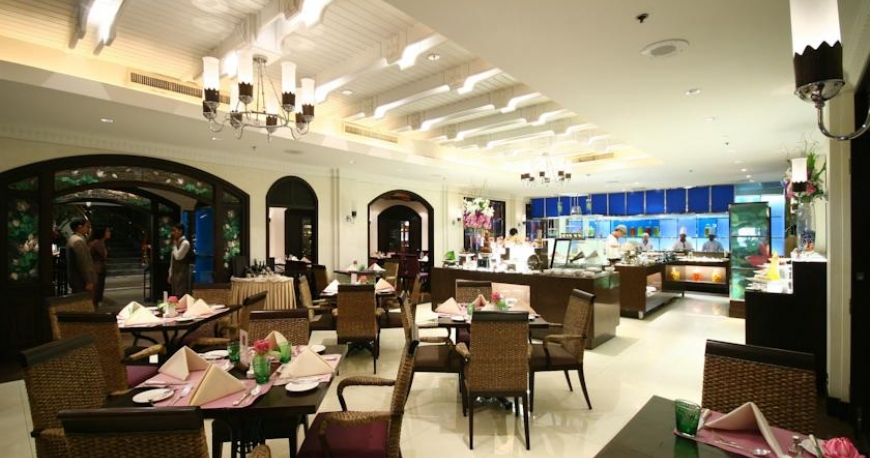 رستوران هتل سوکوسول بانکوک