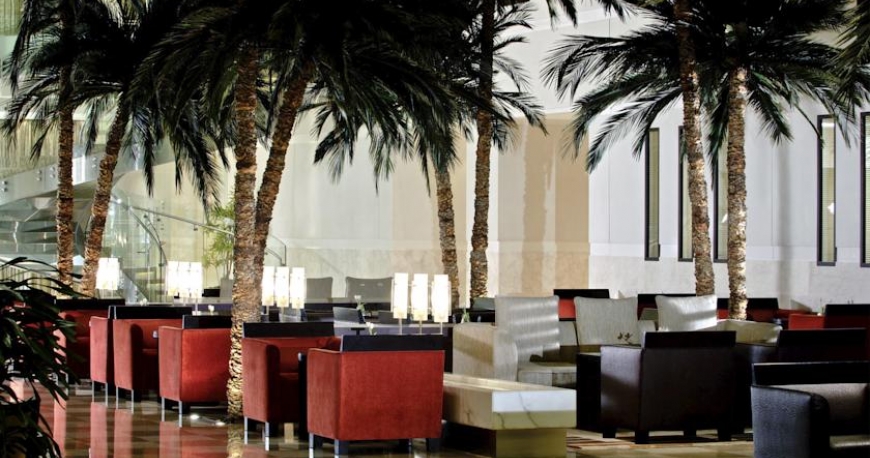 رستوران هتل حیات ریجنسی دبی