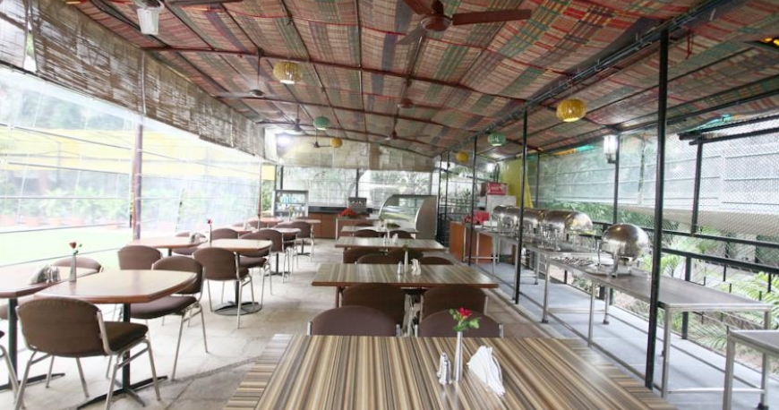 رستوران هتل امرالد بمبئی