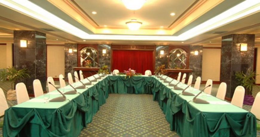 سالن کنفرانس هتل پاتونگ ریزورت پوکت تایلند