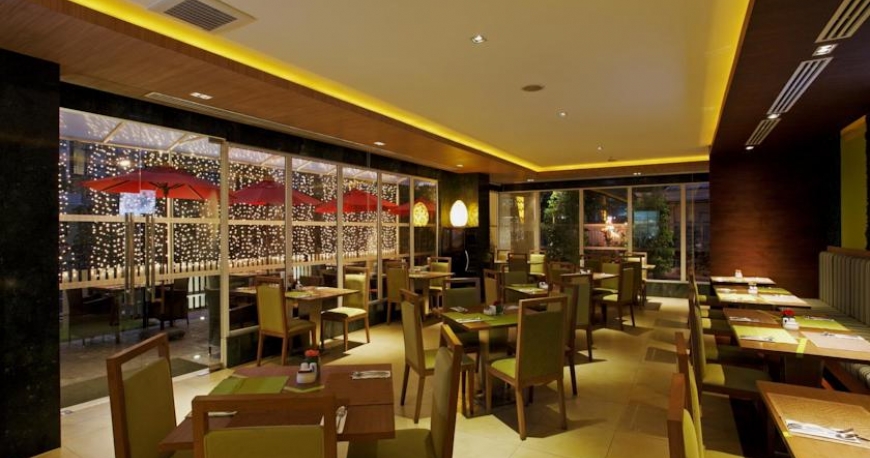 رستوران هتل سنتارا پاتایا پاتایا تایلند 