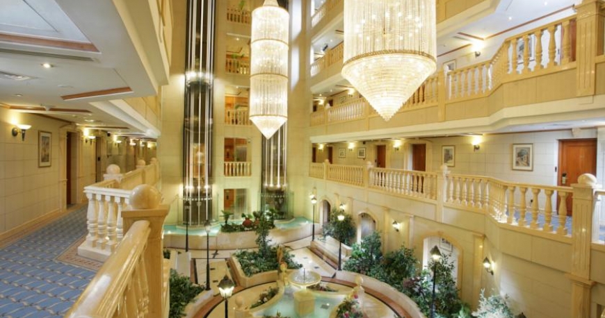 لابی هتل کارلتون پالاس دبی