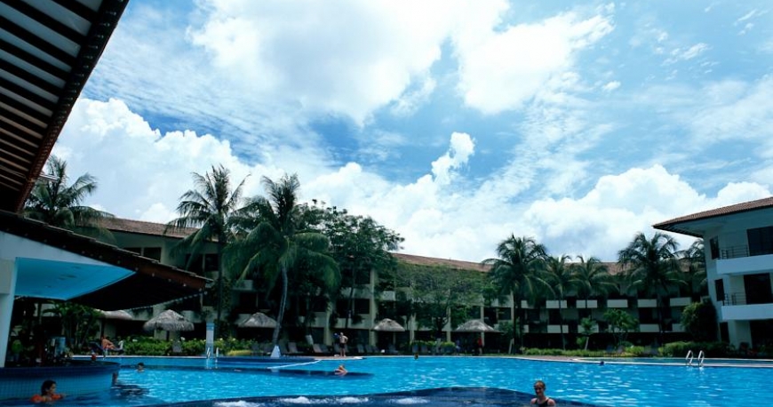 استخر هتل هالیدی ویلا لنکاوی مالزی
