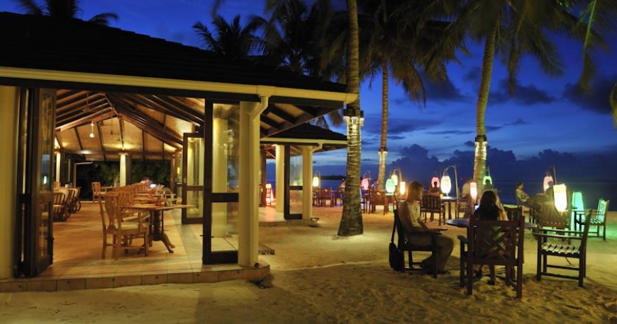 رستوران هتل سان آیلند مالدیو