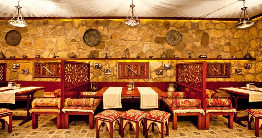 رستوران هتل شاه پالاس باکو