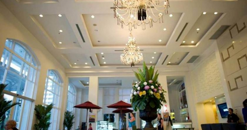 لابی هتل دی واری پاتایا تایلند
