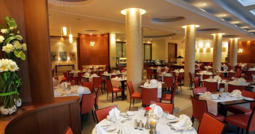 رستوران هتل آژاکس لیماسول