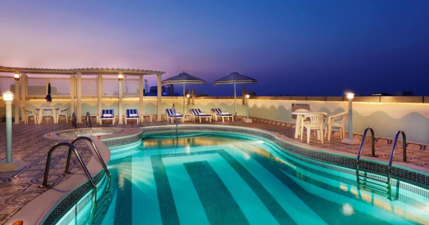 استخر هتل اونیو دبی