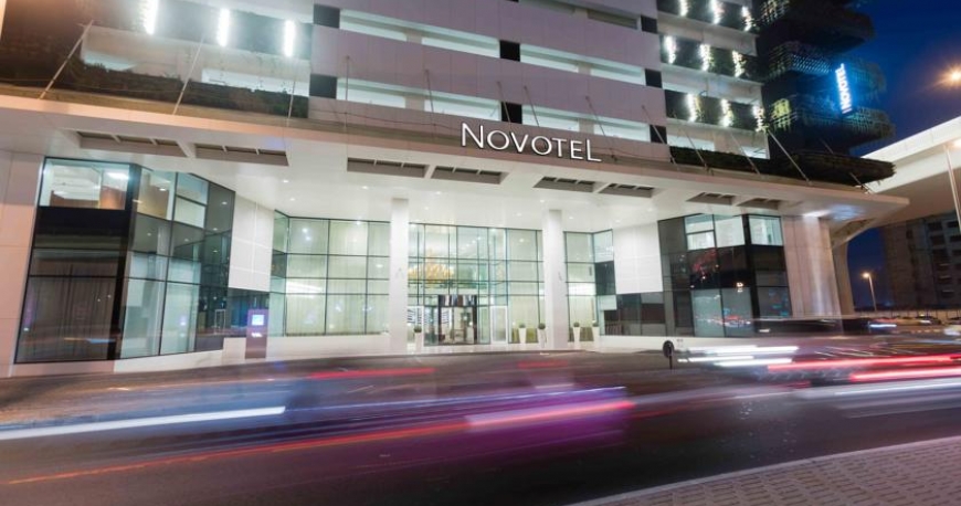 لابی هتل نووتل دبی امارات متحده عربی
