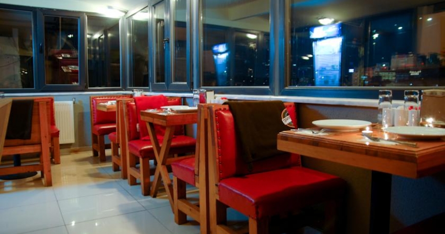 رستوران هتل بی اوغلو استانبول