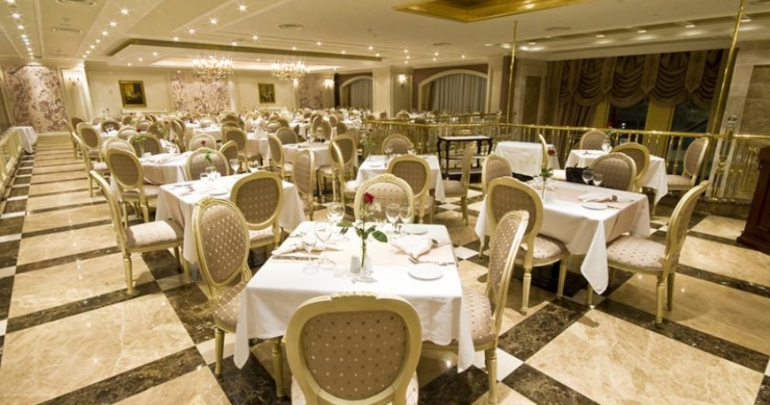 رستوران هتل الیت ورلد استانبول