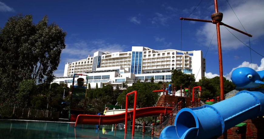 پارک آبی هتل آریا کلارس کوش آداسی ترکیه 