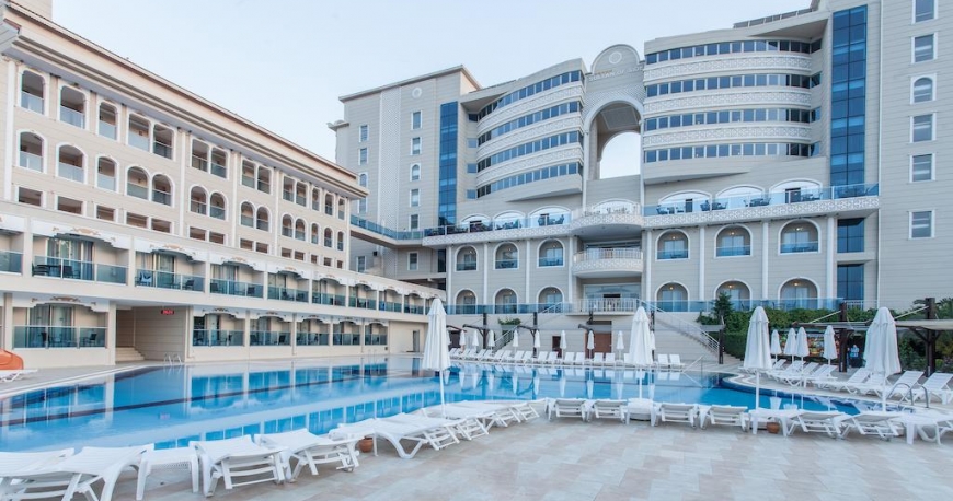 استخر هتل سلطان سیده آنتالیا