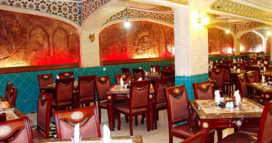 رستوران هتل پارمیس