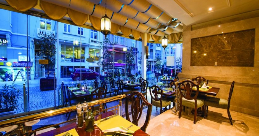 رستوران هتل الیت ورلد استانبول