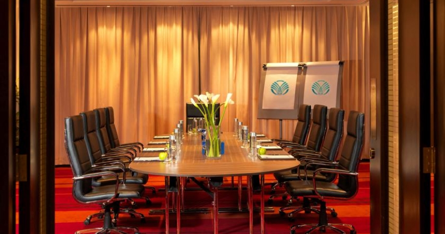 سالن کنفرانس هتل مدیا روتانا دبی