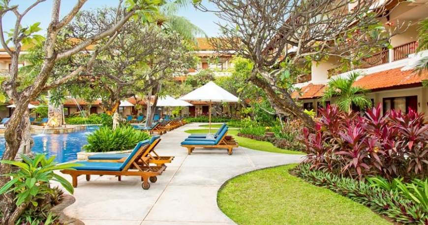 استخر هتل رانی بالی